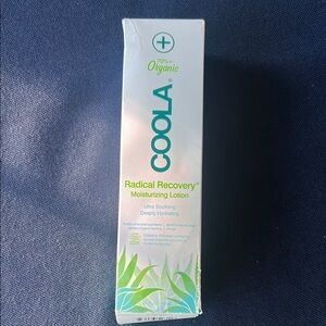 COOLA Radical Recovery Moisturizing Lotion with Green Accents